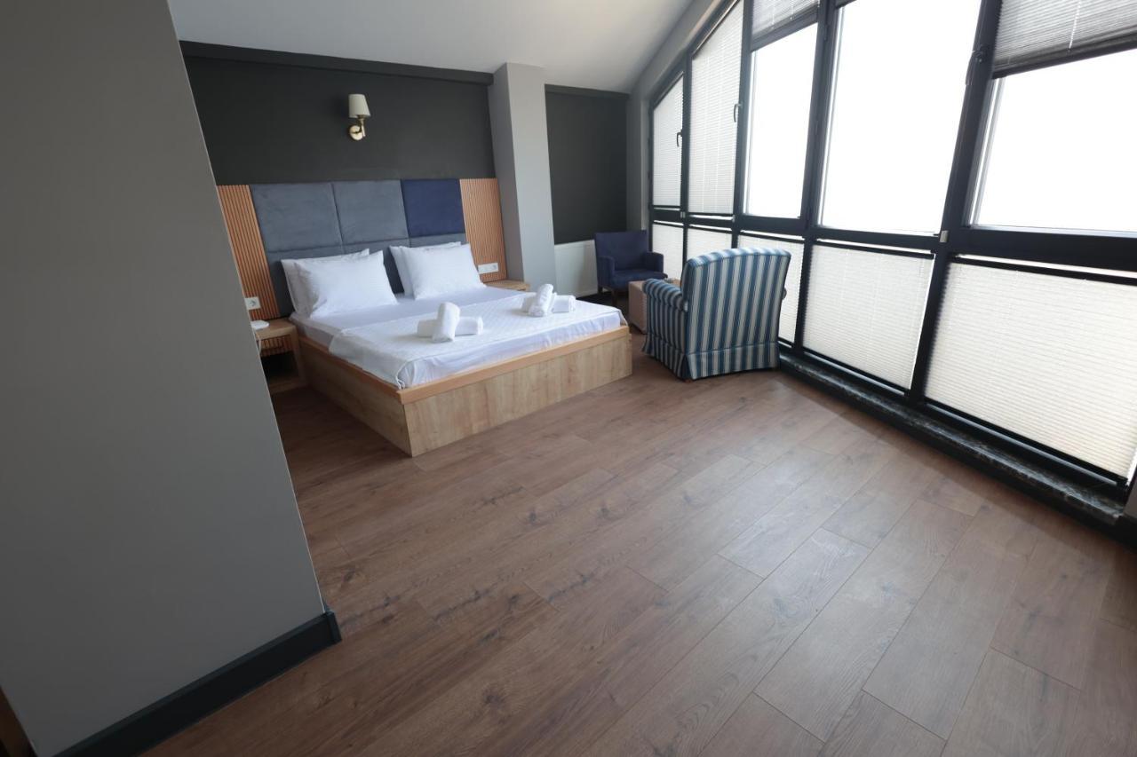 Tasliman Otel Yalova  Buitenkant foto