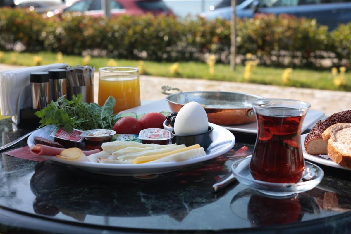 Tasliman Otel Yalova  Buitenkant foto